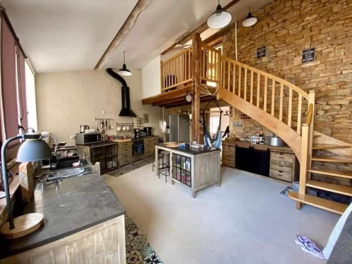 La Grange Bed and Breakfast Promilhanes Eksteriør billede